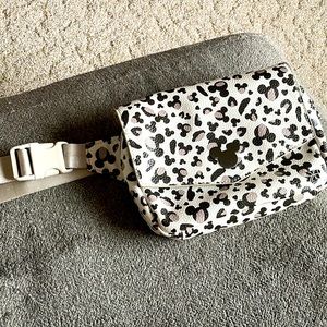 Freshly Picked Limited Edition Mickey Leopard Classic Park Pack